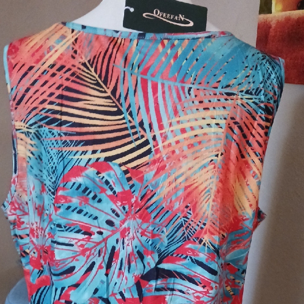 NWT- Sleeveless Tropical Print Shift Dress - Multicolor - Picture 9 of 13